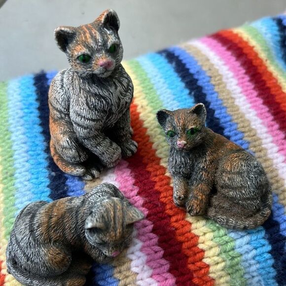 POLYSTONE 3” TABBY KITTY CAT FIGURES UNBRANDED - Picture 9 of 11
